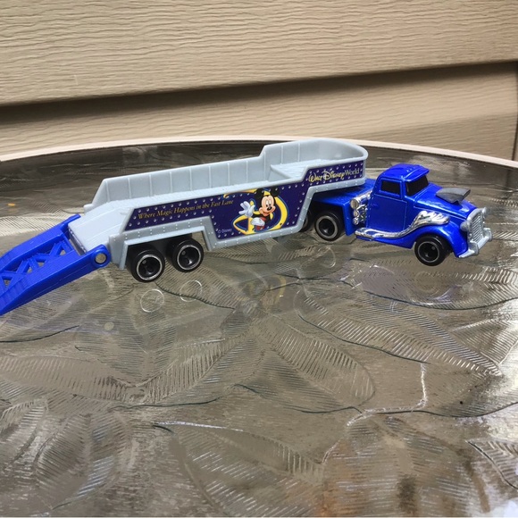 Disney Mickey Mouse Plush with Vintage 1999 Hot Wheels Toy Truck - Picture 4 of 13